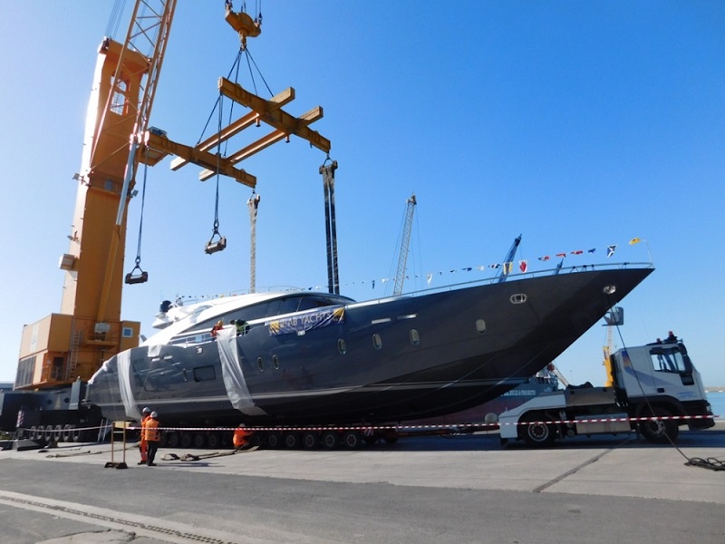 AB Yachts Launch 30M Yacht.JPG