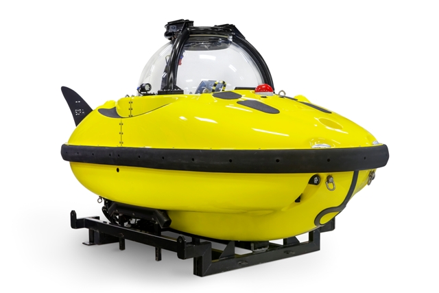 C-Quester 3 Submersible Highres_1.JPG