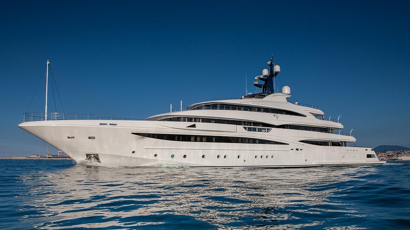 CRN Delivers Superyacht Cloud 9.jpg