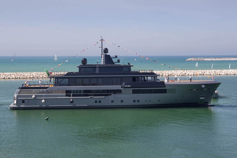 CRN splashes 55M superyacht Atlante.jpg