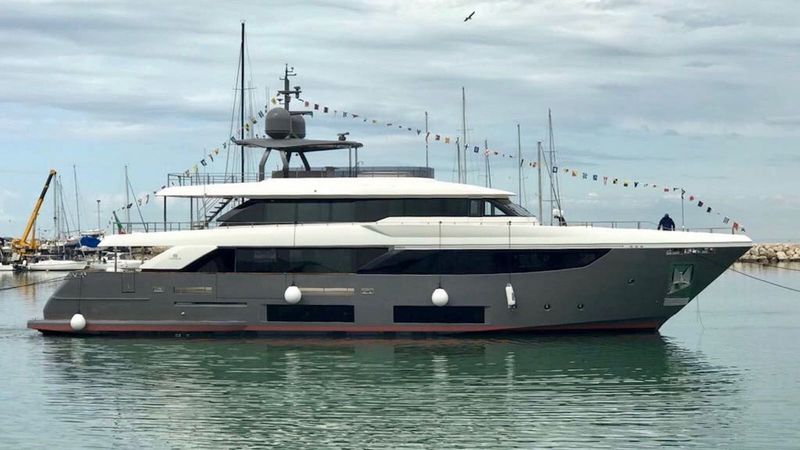 Custom Line 33M Mirabilis Launched (1).jpg