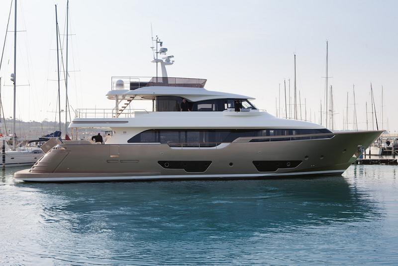 Custom Line Launches second 28M Navetta.jpg