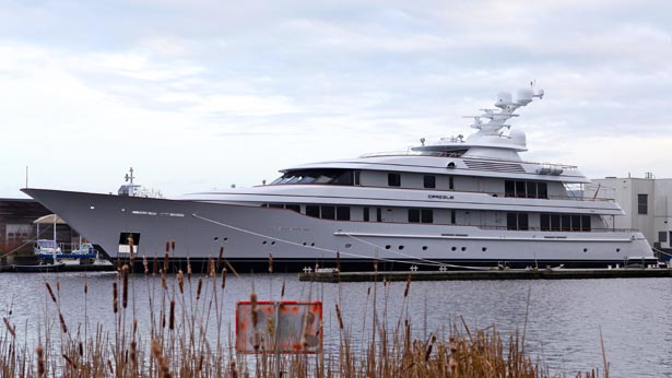 drizzle-feadship-yacht.jpg