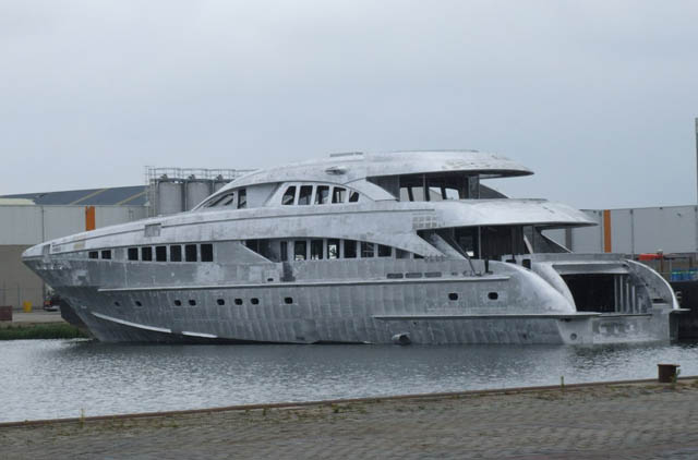 sedation yacht