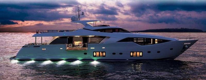 Ferretti\'s new Custom Line 108 motoryacht.jpg