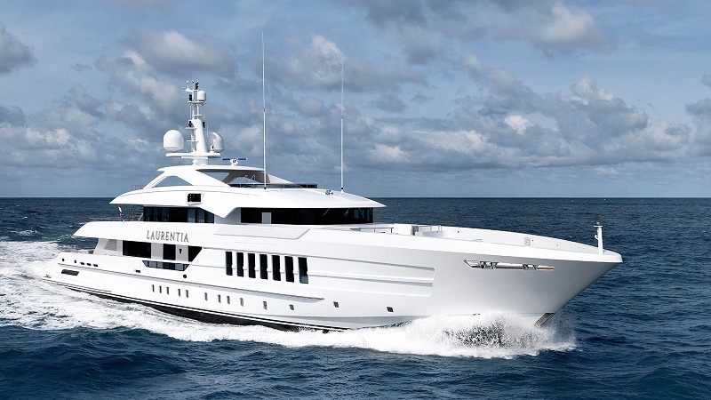 Heesen Delivers 55M Laurentia.jpg