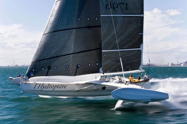 hydroptere trimaran