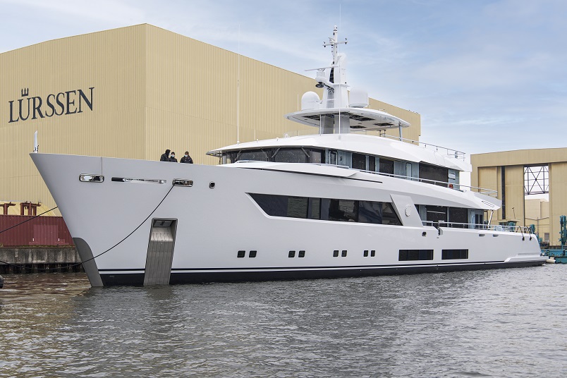 Lurssen Project 13800 (1).jpg