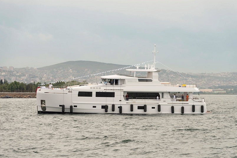 Mengi Yay Launches 31M Serenitas II.jpg