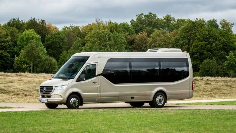 Mercedes-Benz-Sprinter-Travel-75.jpg