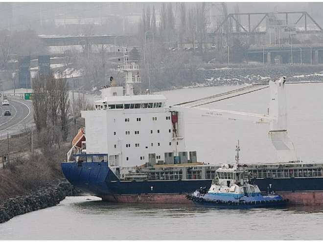 montreal-que-march-31-2011-the-cargo-ship-bbc-steinho1.jpg