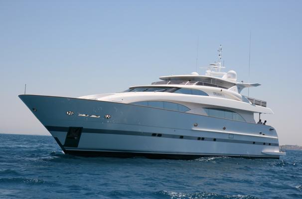 Sister-boat-to-the-superyacht-Horizon-RP120.jpg