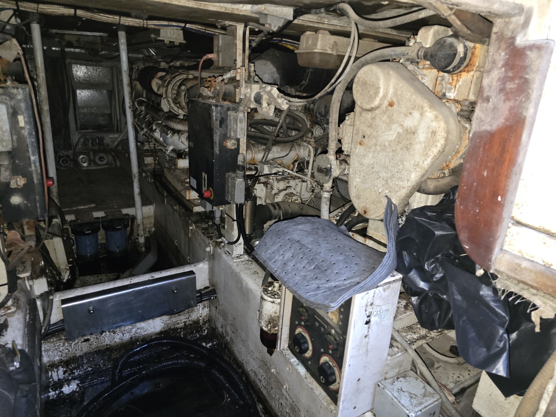 Starboard Generator.jpg