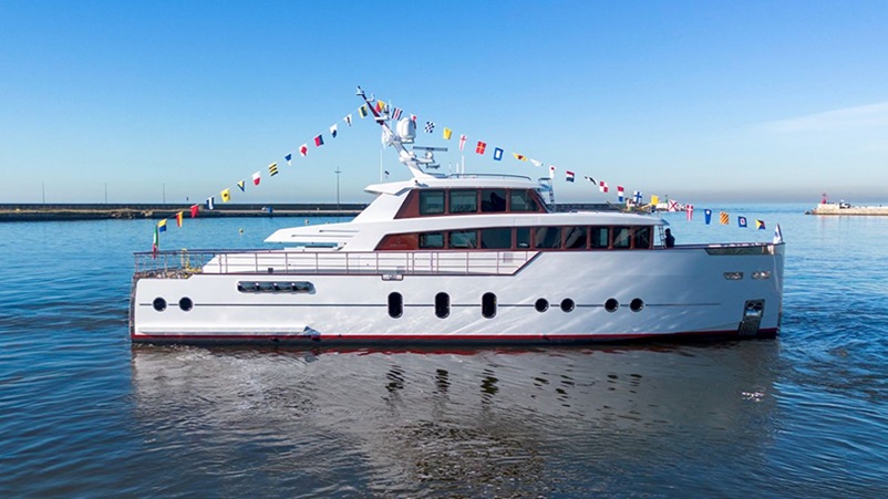 Vero Gentlemans 24m yacht 1.jpg