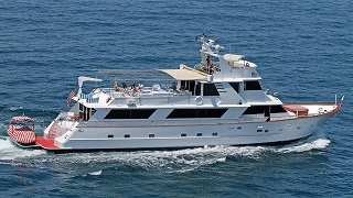 wrG7bQ8ZQS25FhbO38LB_The-Admiral-yacht-for-sale-640x360.jpg