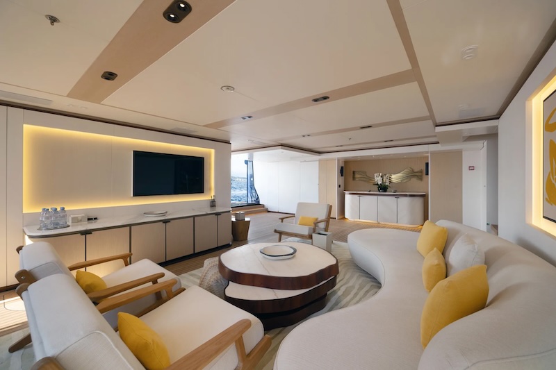 yacht-zazou-interior-11_daifrl-1 kopyası.jpg